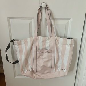 NWOT Victoria’s Secret Tote Bag